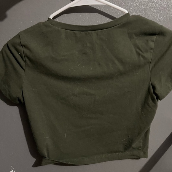 solid green crop top, size small - Picture 2 of 3